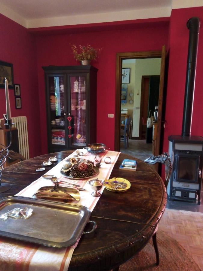 B&B La Gallinella Rossa Baschi Exteriör bild