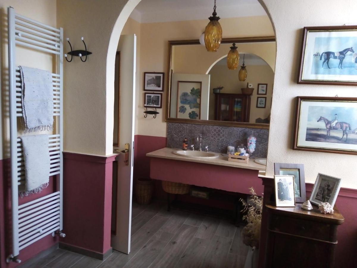B&B La Gallinella Rossa Baschi Exteriör bild