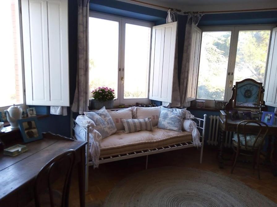 B&B La Gallinella Rossa Baschi Exteriör bild